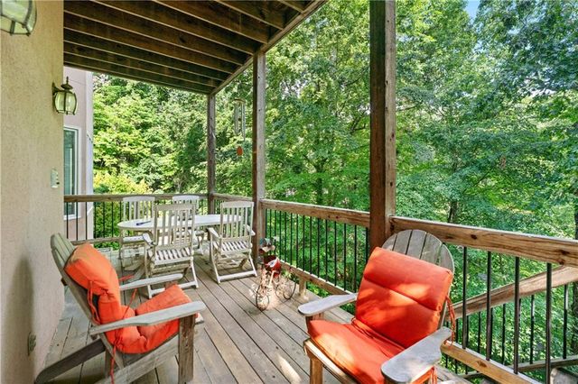5105 Jett Forest NW Trail, Atlanta, GA 30327