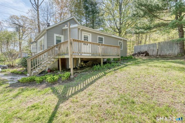 147 E. Wakefield Boulevard, Winchester, CT 06098