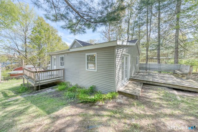 147 E. Wakefield Boulevard, Winchester, CT 06098