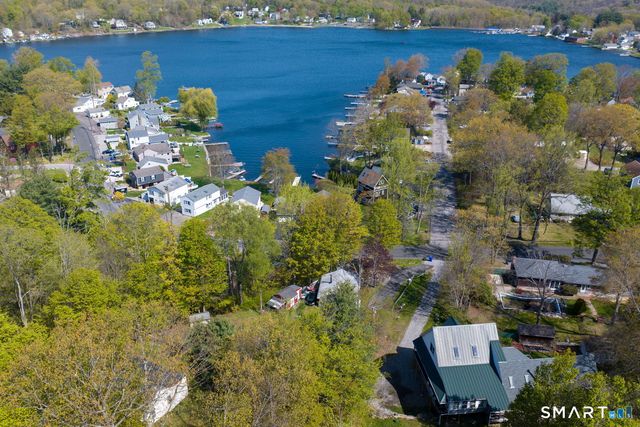 147 E. Wakefield Boulevard, Winchester, CT 06098