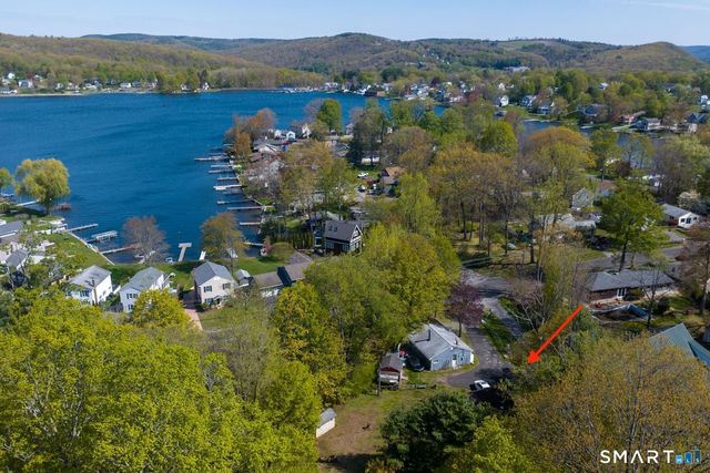 147 E. Wakefield Boulevard, Winchester, CT 06098