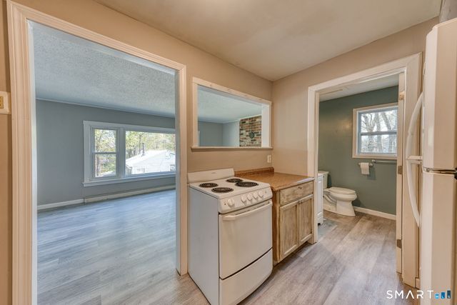 147 E. Wakefield Boulevard, Winchester, CT 06098