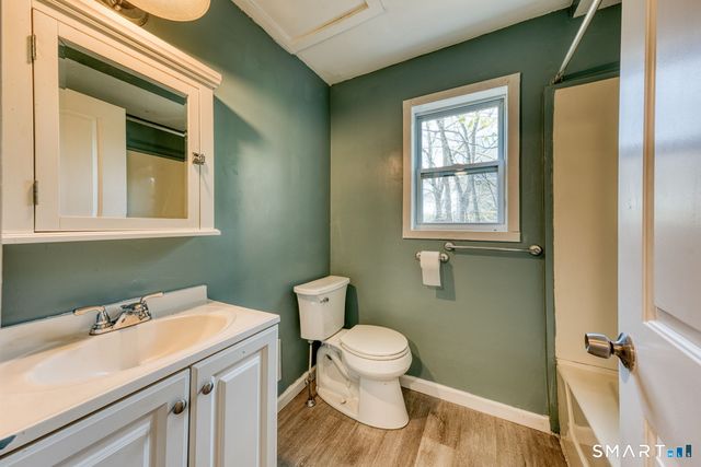 147 E. Wakefield Boulevard, Winchester, CT 06098