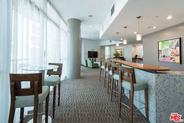 13650 MARINA POINTE Drive 607, Marina Del Rey, CA 90292