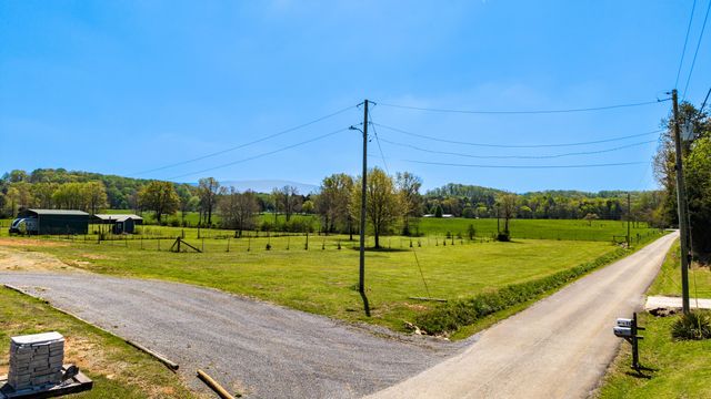 154 Friendship Church Road, Delano, TN 37325