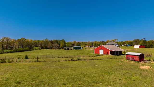 154 Friendship Church Road, Delano, TN 37325