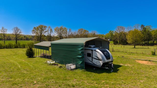 154 Friendship Church Road, Delano, TN 37325