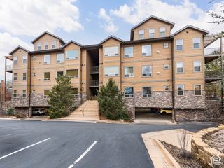 963 E TALIESEN #104, Midvale, UT 84047