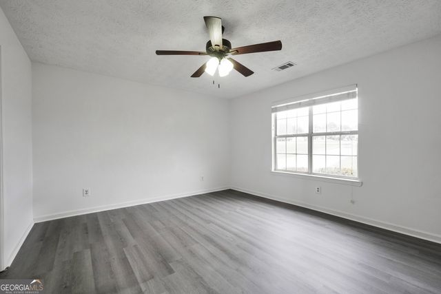 109 Carols Lane, Locust Grove, GA 30248