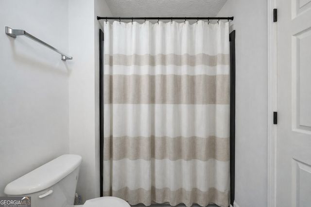 109 Carols Lane, Locust Grove, GA 30248