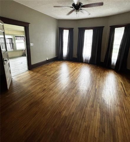 1130 S Santa Fe Avenue, Chanute, KS 66720