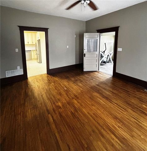 1130 S Santa Fe Avenue, Chanute, KS 66720