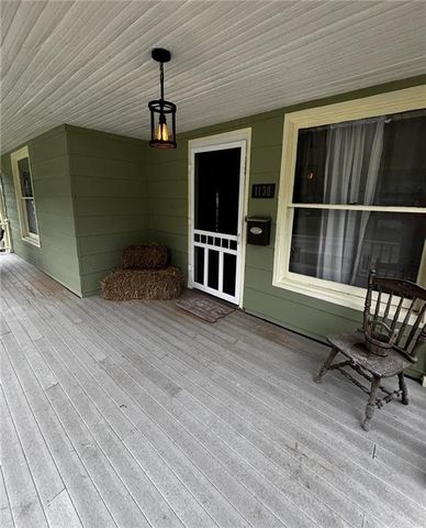 1130 S Santa Fe Avenue, Chanute, KS 66720