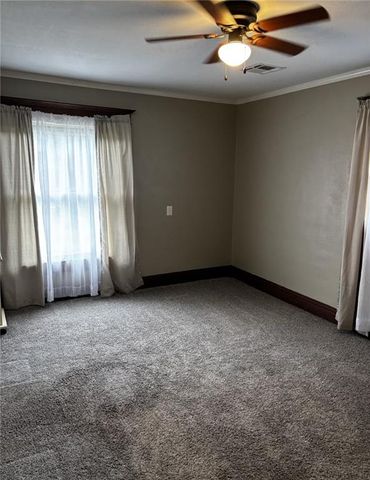 1130 S Santa Fe Avenue, Chanute, KS 66720