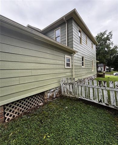 1130 S Santa Fe Avenue, Chanute, KS 66720