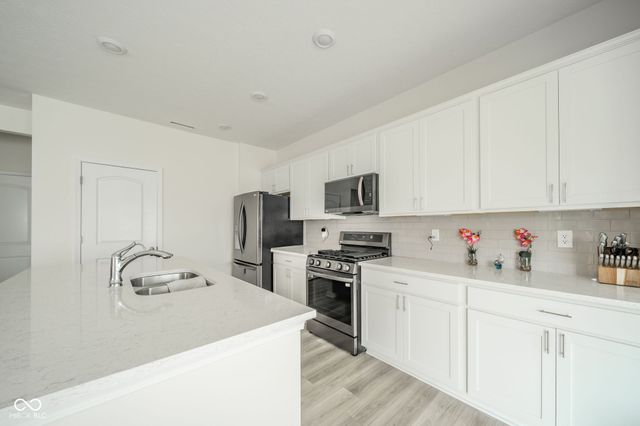 1198 Supernova Drive, Franklin, IN 46131