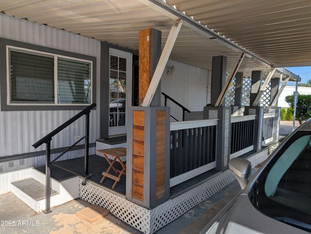 139 S Crismon Road 14, Mesa, AZ 85208