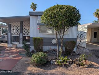 139 S Crismon Road 14, Mesa, AZ 85208