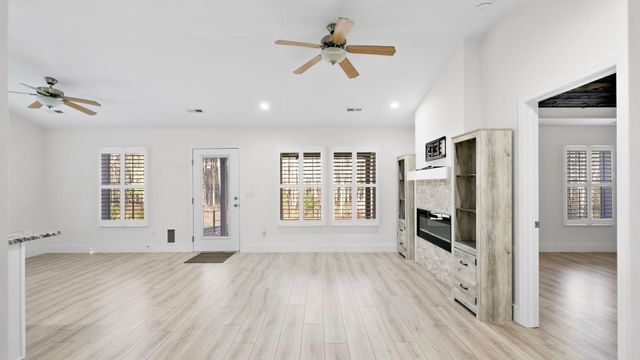 1145 Turkey Farm Road, Chesnee, SC 29323