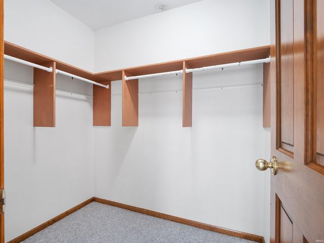 1201 Polo Run, Fort Wayne, IN 46825