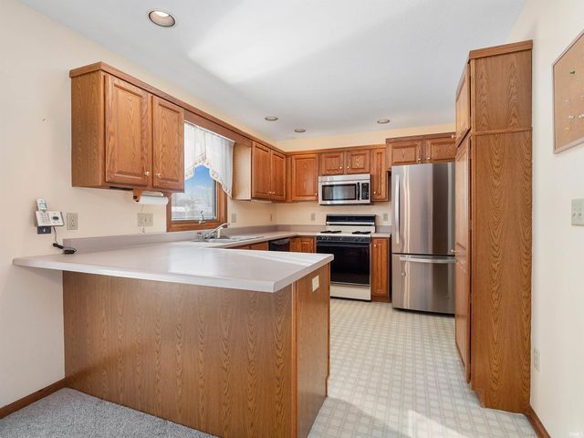 1201 Polo Run, Fort Wayne, IN 46825