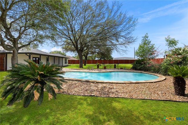 268 Cordova Loop, Seguin, TX 78155