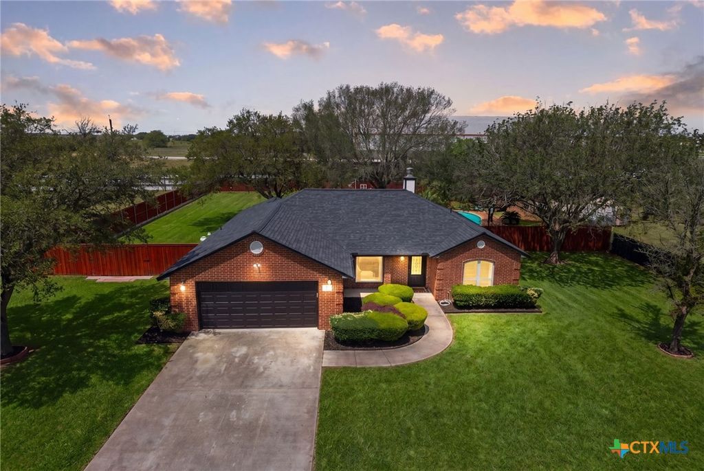 268 Cordova Loop, Seguin, TX 78155