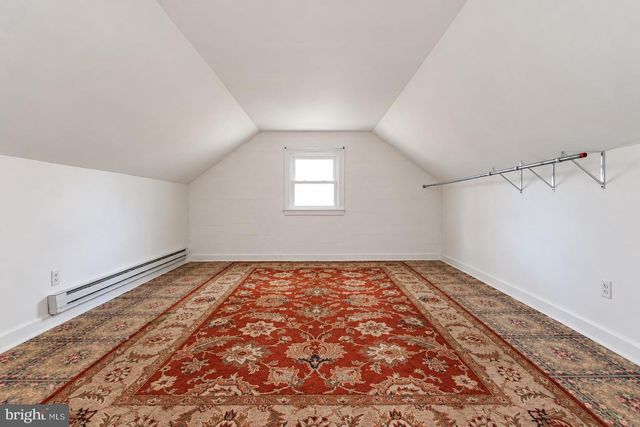 1704 MEETINGHOUSE RD, Upper Chichester, PA 19061