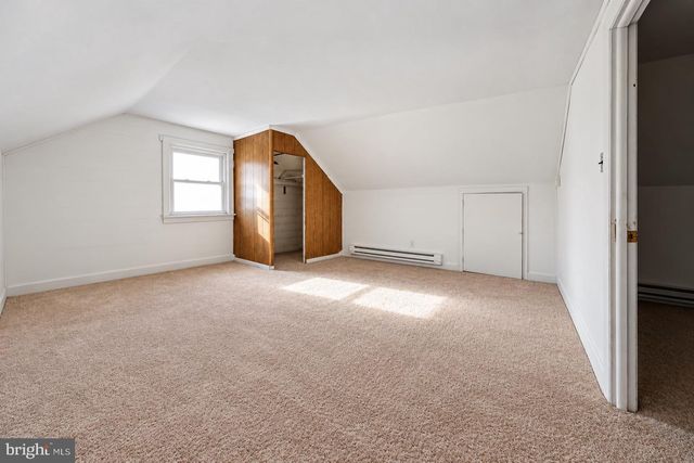 1704 MEETINGHOUSE RD, Upper Chichester, PA 19061