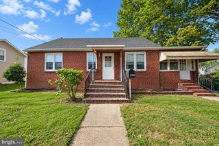 1704 MEETINGHOUSE RD, Upper Chichester, PA 19061