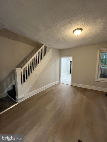 60 MECHANICS AVE, Trenton, NJ 08638