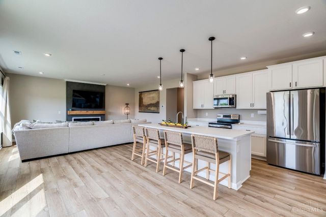 2088 Harvest Meadows Avenue, Batavia, OH 45103