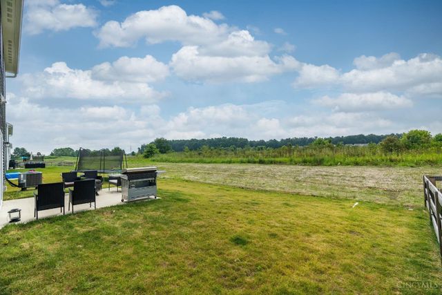 2088 Harvest Meadows Avenue, Batavia, OH 45103