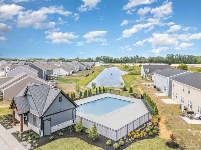2088 Harvest Meadows Avenue, Batavia, OH 45103