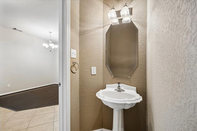 1711 Quiet Pond Drive, Sugar Land, TX 77479