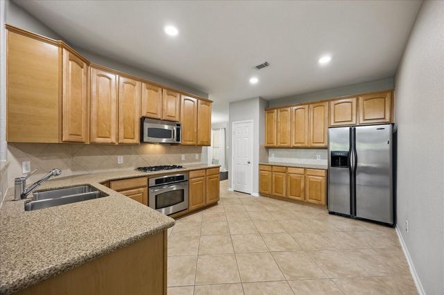 1711 Quiet Pond Drive, Sugar Land, TX 77479