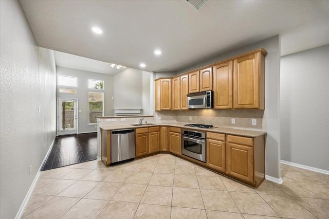 1711 Quiet Pond Drive, Sugar Land, TX 77479