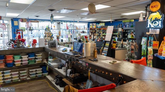 FIRST STATE VAPE LLC 470 N DUPONT HWY, Dover, DE 19901