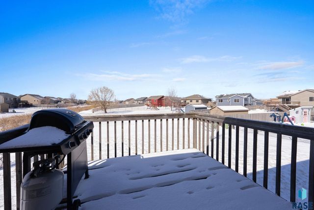 4613 S Grinnell Ave Avenue, Sioux Falls, SD 57106