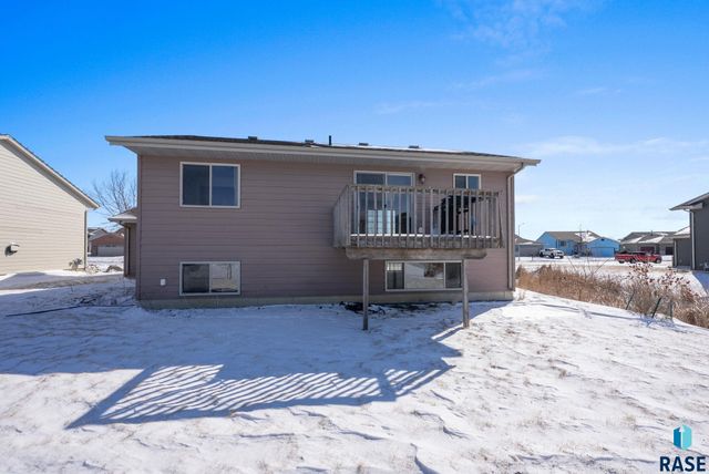 4613 S Grinnell Ave Avenue, Sioux Falls, SD 57106