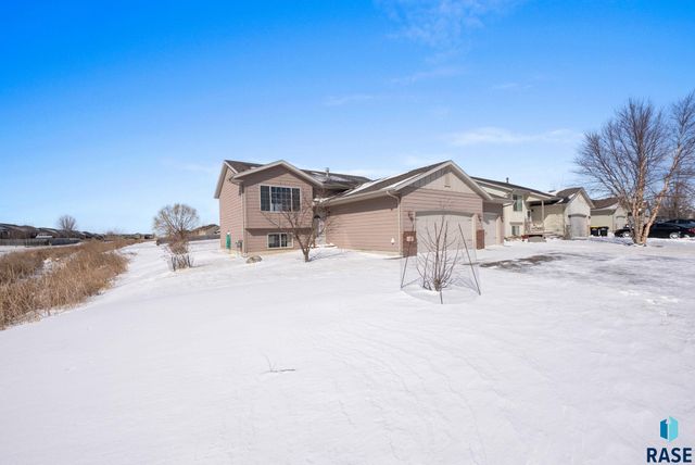 4613 S Grinnell Ave Avenue, Sioux Falls, SD 57106