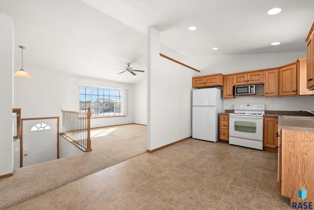 4613 S Grinnell Ave Avenue, Sioux Falls, SD 57106