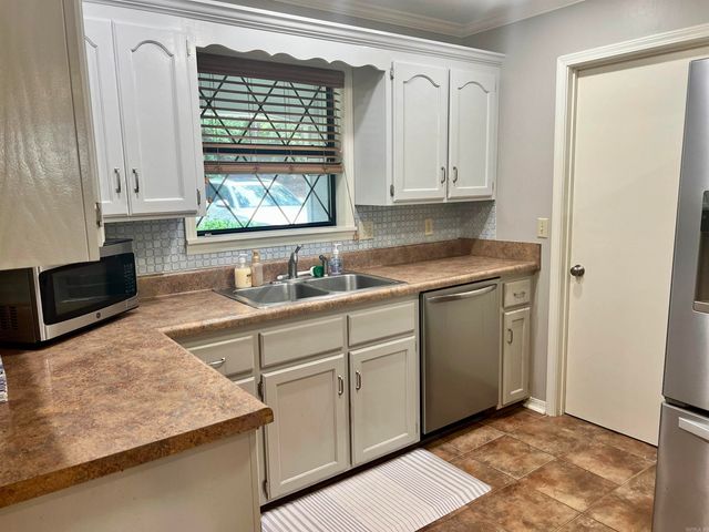 114 Edgemere Loop, Fairfield Bay, AR 72088