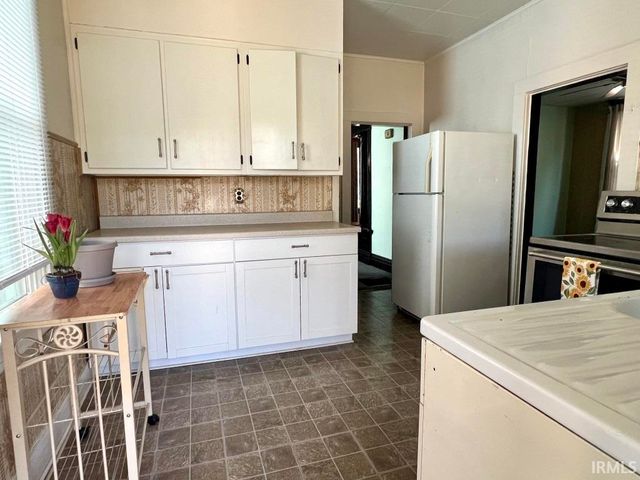 3224 Broadway, Fort Wayne, IN 46807