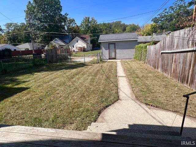 3224 Broadway, Fort Wayne, IN 46807