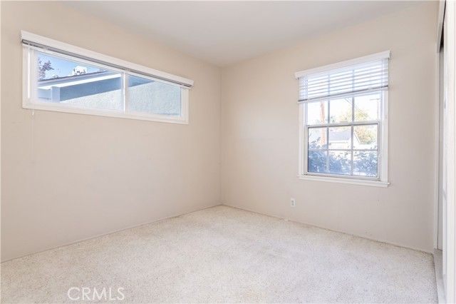 19218 Schoolcraft, Reseda (los Angeles), CA 91335