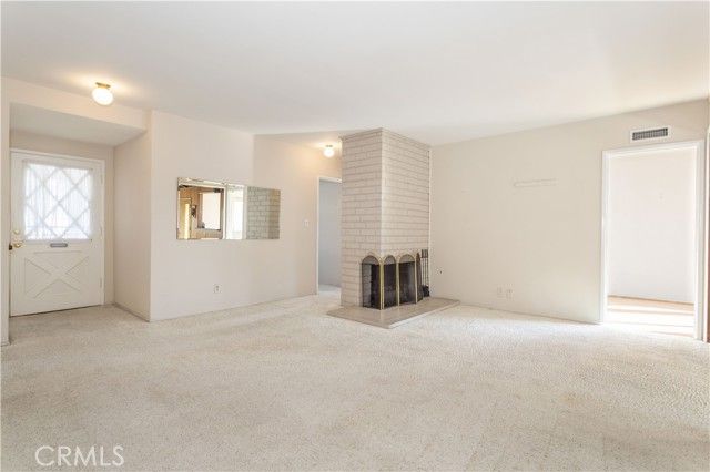 19218 Schoolcraft, Reseda (los Angeles), CA 91335