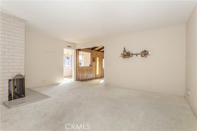 19218 Schoolcraft, Reseda (los Angeles), CA 91335