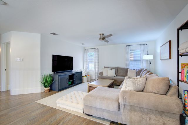 4022 Norwich Drive, Garland, TX 75043