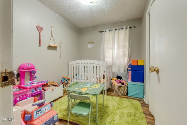 308 East Cottage Avenue, Elizabethton, TN 37643
